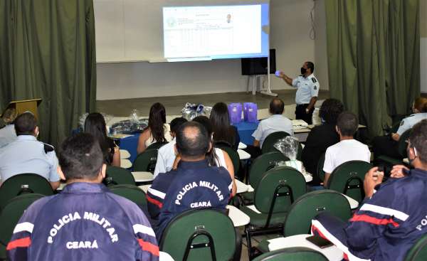 Ccpm Realiza Homenagens No Col Gio De Juazeiro Do Norte Coordenadoria